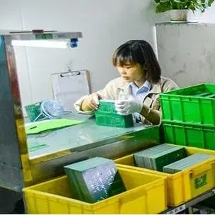 Manual circuit board inspection
