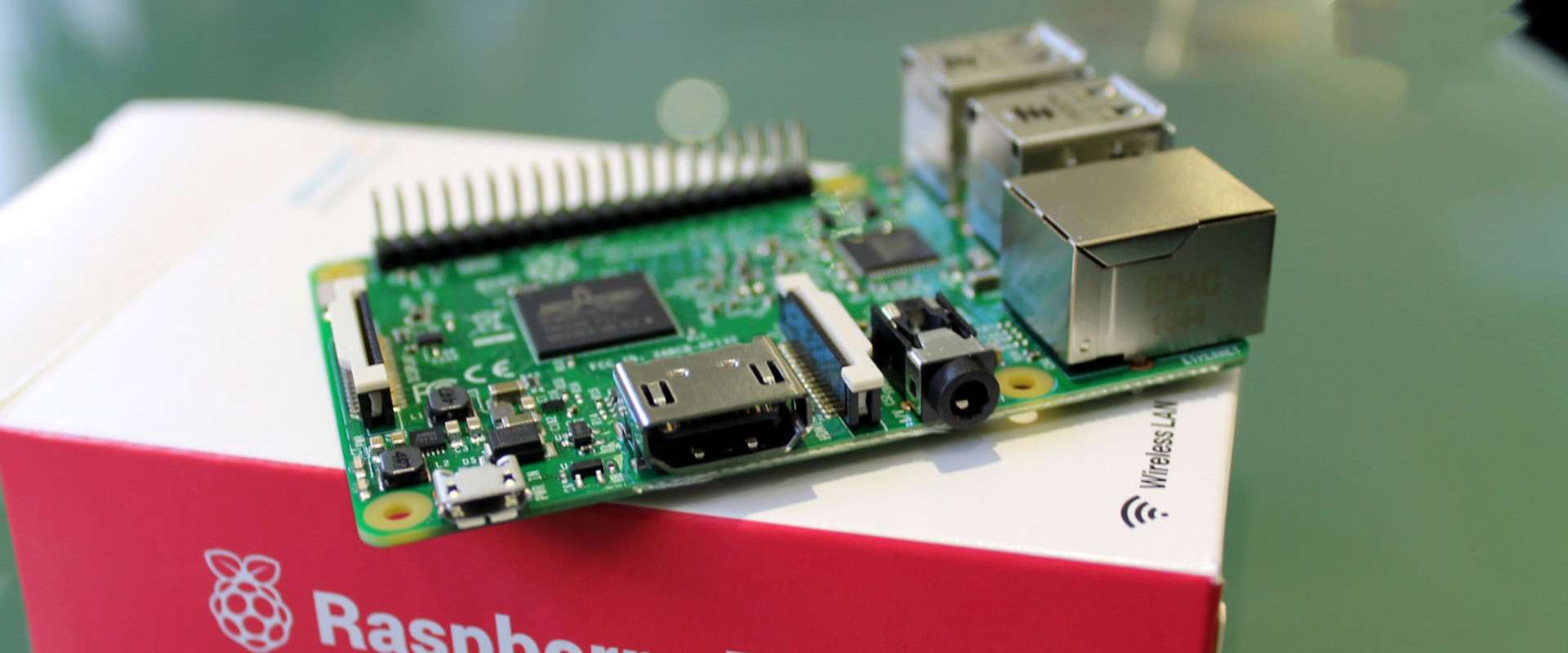 Setting up a Raspberry Pi with 2 Network Interfaces as a very simple router