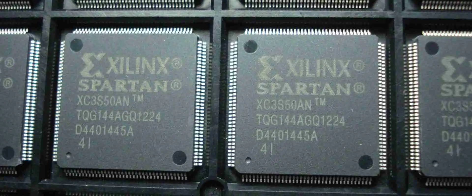 XC3S50A-4TQG144I