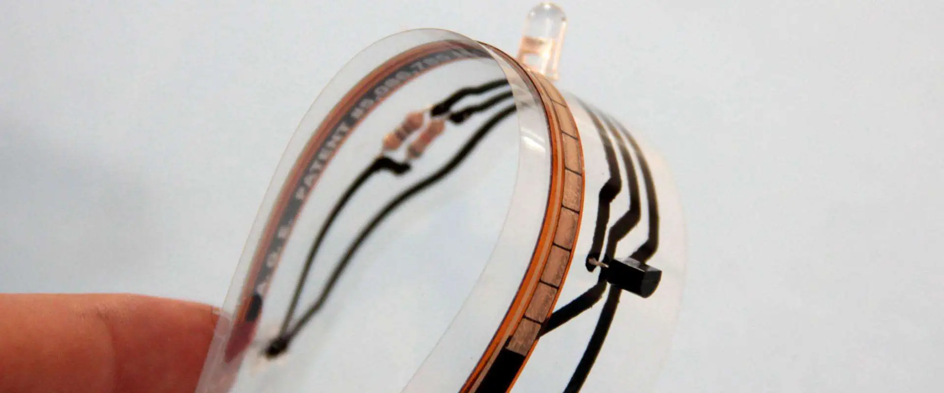 stretchable circuit board